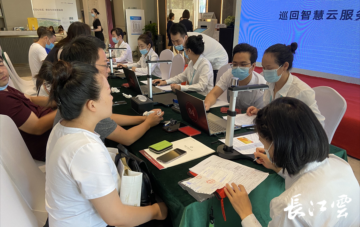最新公积金24小时咨询电话人工方法分析(最方便真实的西双版纳公积金热线电话人工服务时间是多少方法)